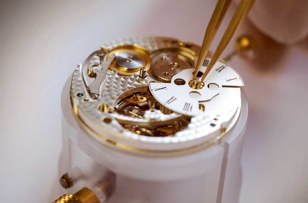 ランゲアンドゾーネの値段が高い理由と維持費